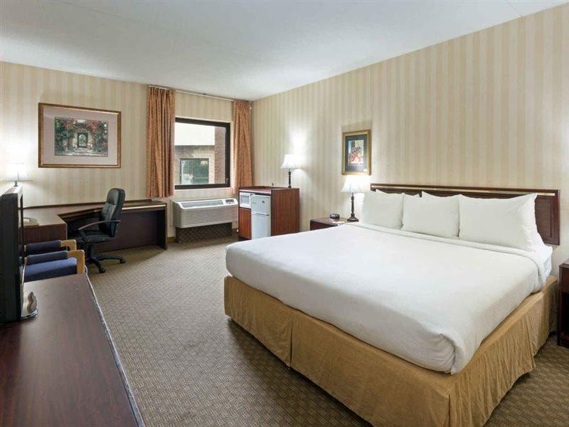 Days Inn & Suites By Wyndham Northwest Indianapolis Dış mekan fotoğraf