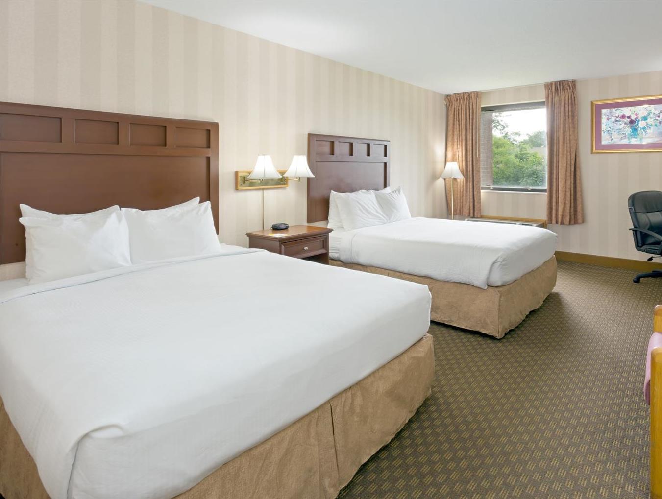 Days Inn & Suites By Wyndham Northwest Indianapolis Dış mekan fotoğraf