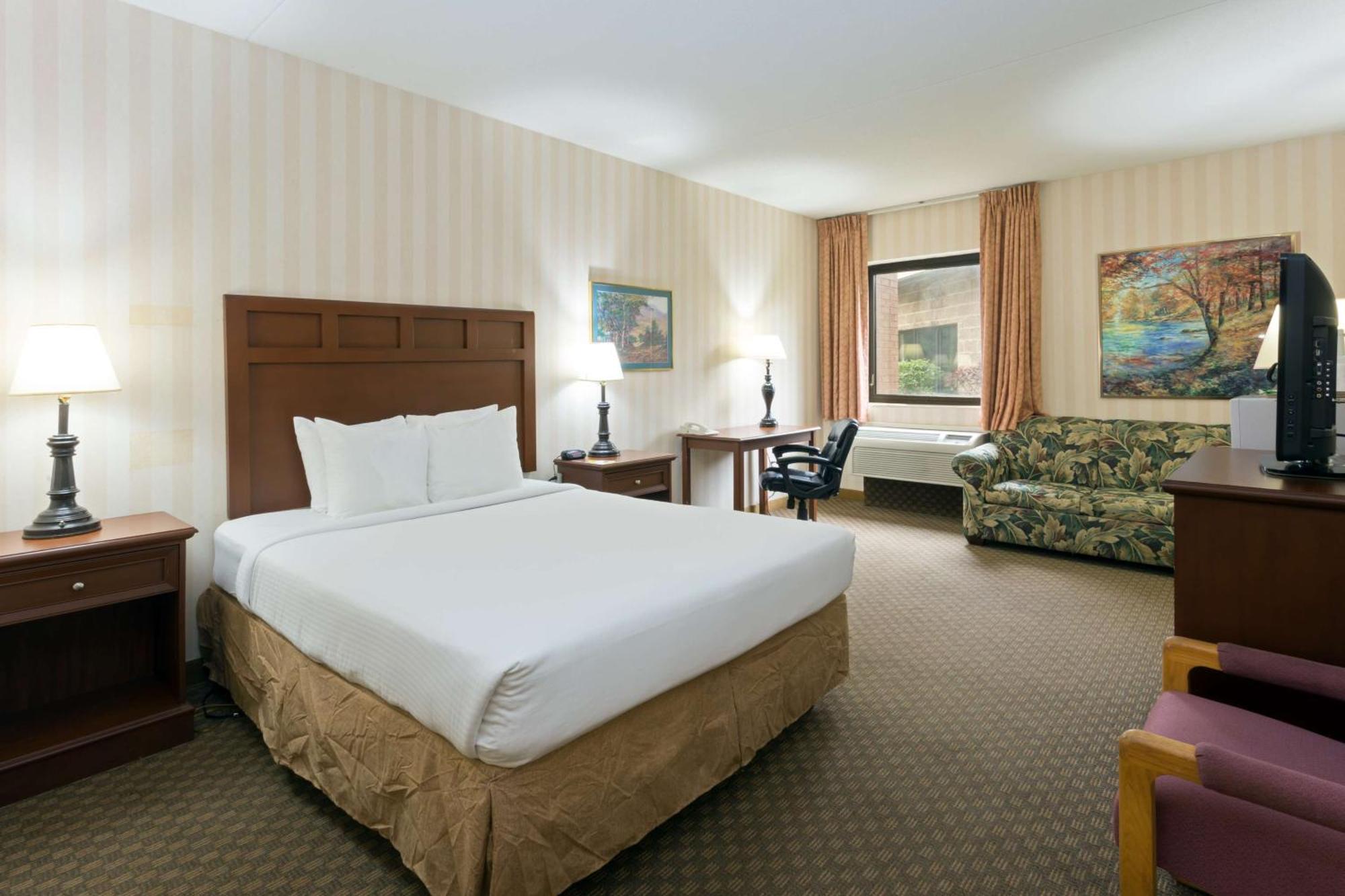 Days Inn & Suites By Wyndham Northwest Indianapolis Dış mekan fotoğraf